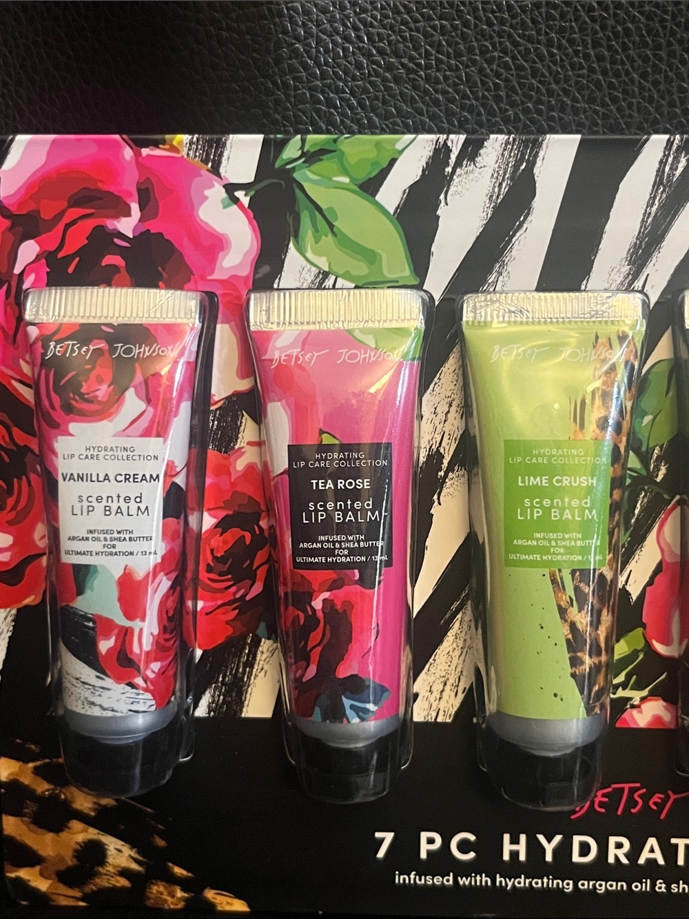 Kate Spade & Friends 7 Piece Bundle - Picture 9 of 10